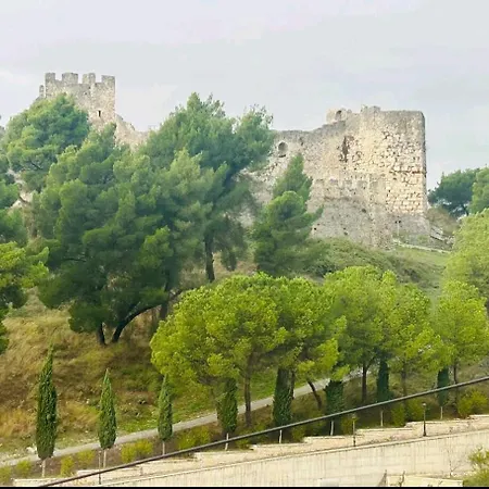 Meti@lika Castle View Berat