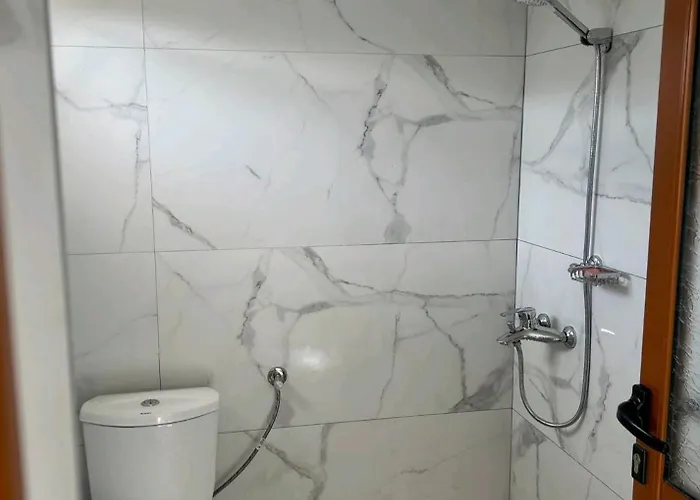 Apartment Meti@lika Castle View